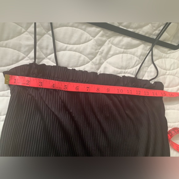 #1 H&M black mini pleats shift dress size M - Picture 2 of 8